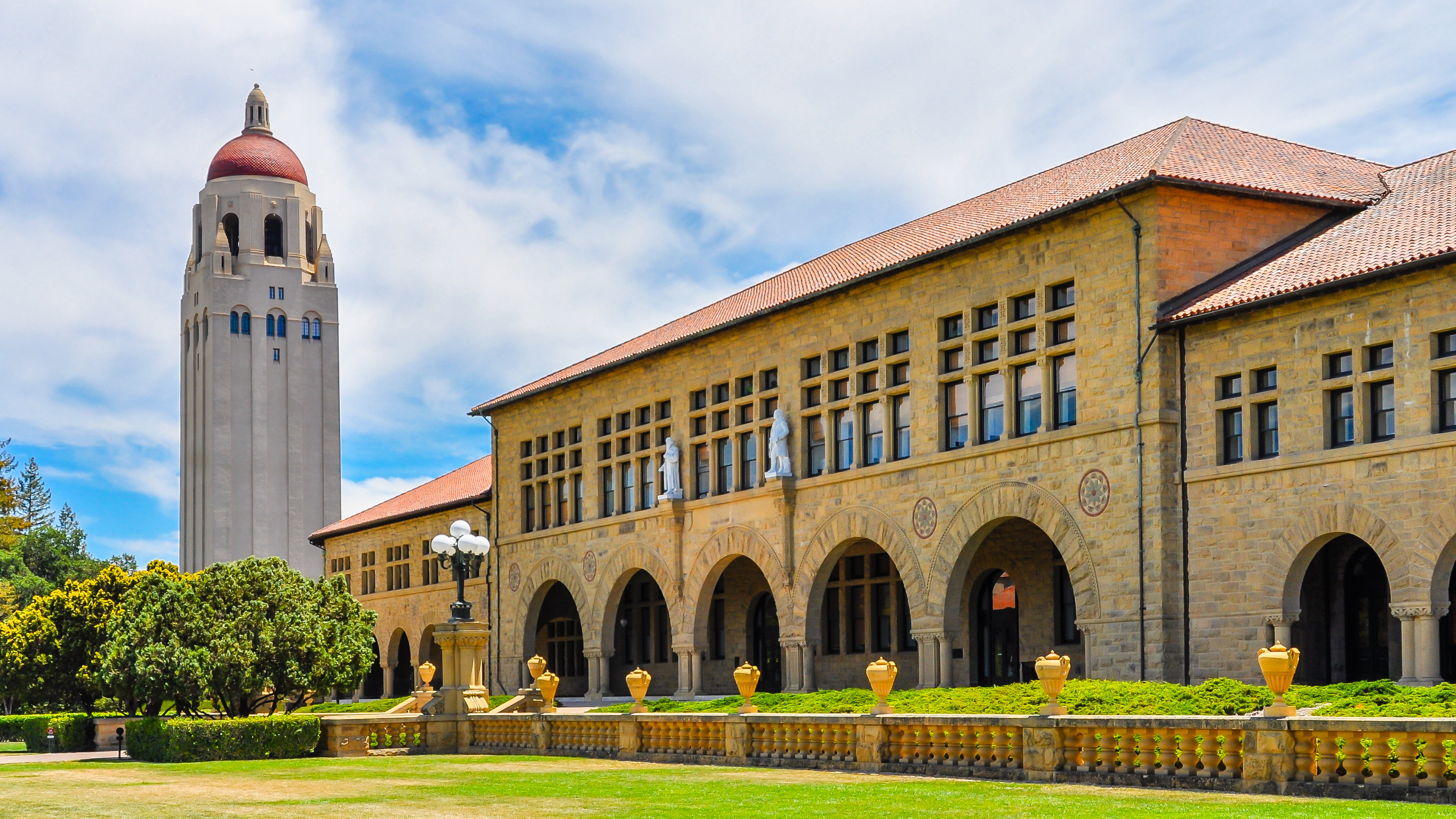 米・スタンフォード大学外観